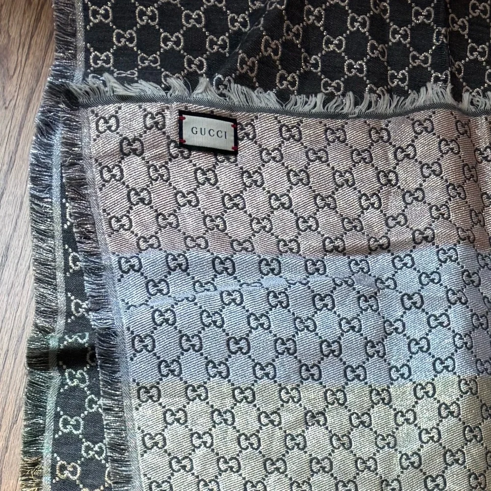 Gucci Double G Pattern Fringe Scarf in Charcoal and Beige - Picture 3 of 3